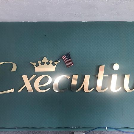 Executive Inn & Suites Lufkin Exterior photo