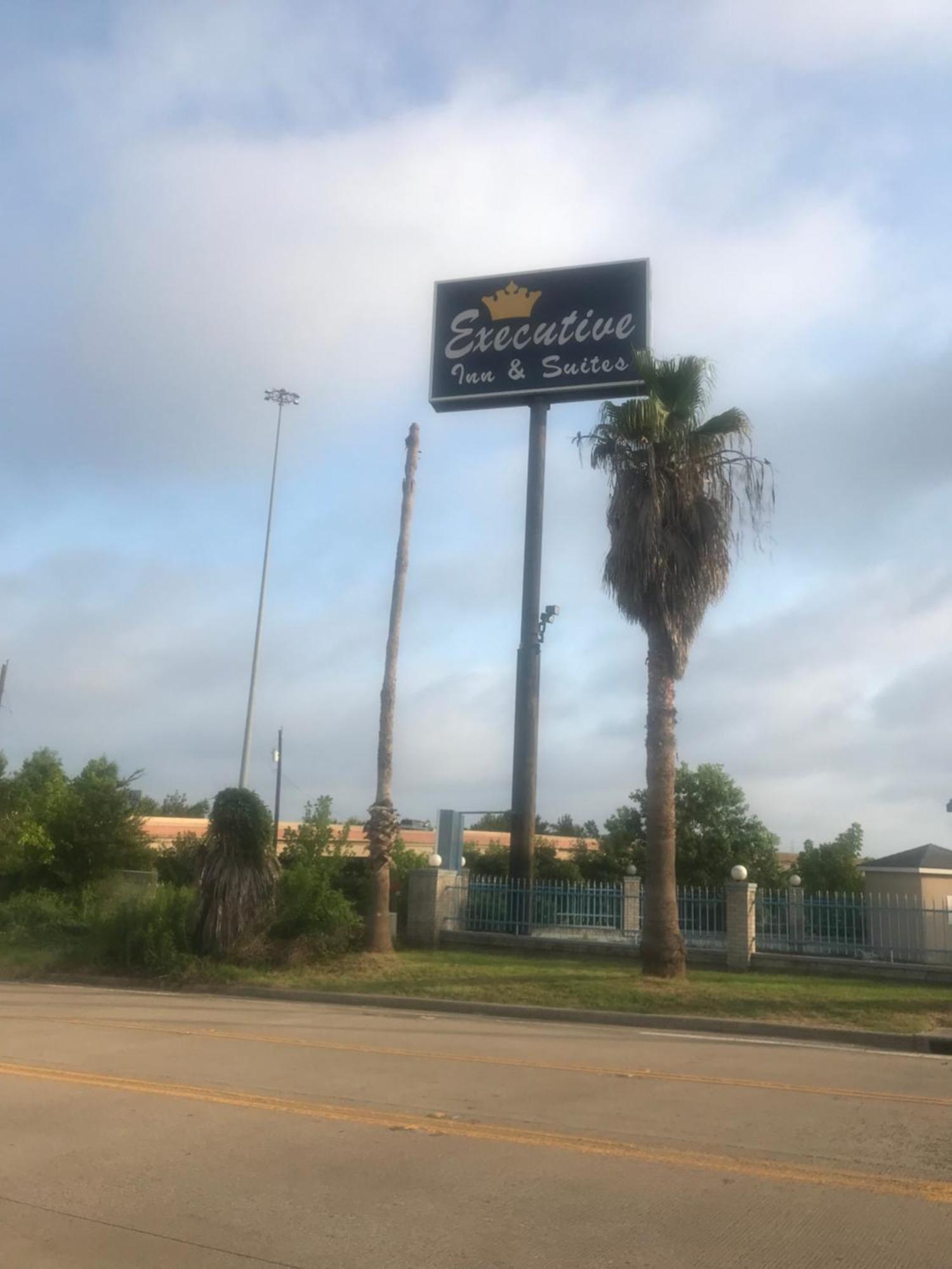 Executive Inn & Suites Lufkin Exterior photo